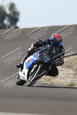 media/Nov-02-2025-Lets Ride (Sun) [[f7a3caa734]]/B Group/1220pm (Turn 2 Outside)/